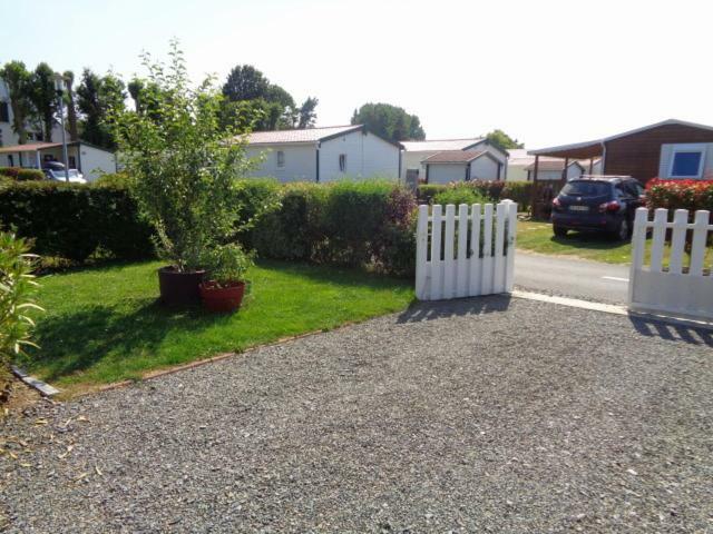 Les Bains De Mer Grandcamp-Maisy Exterior foto
